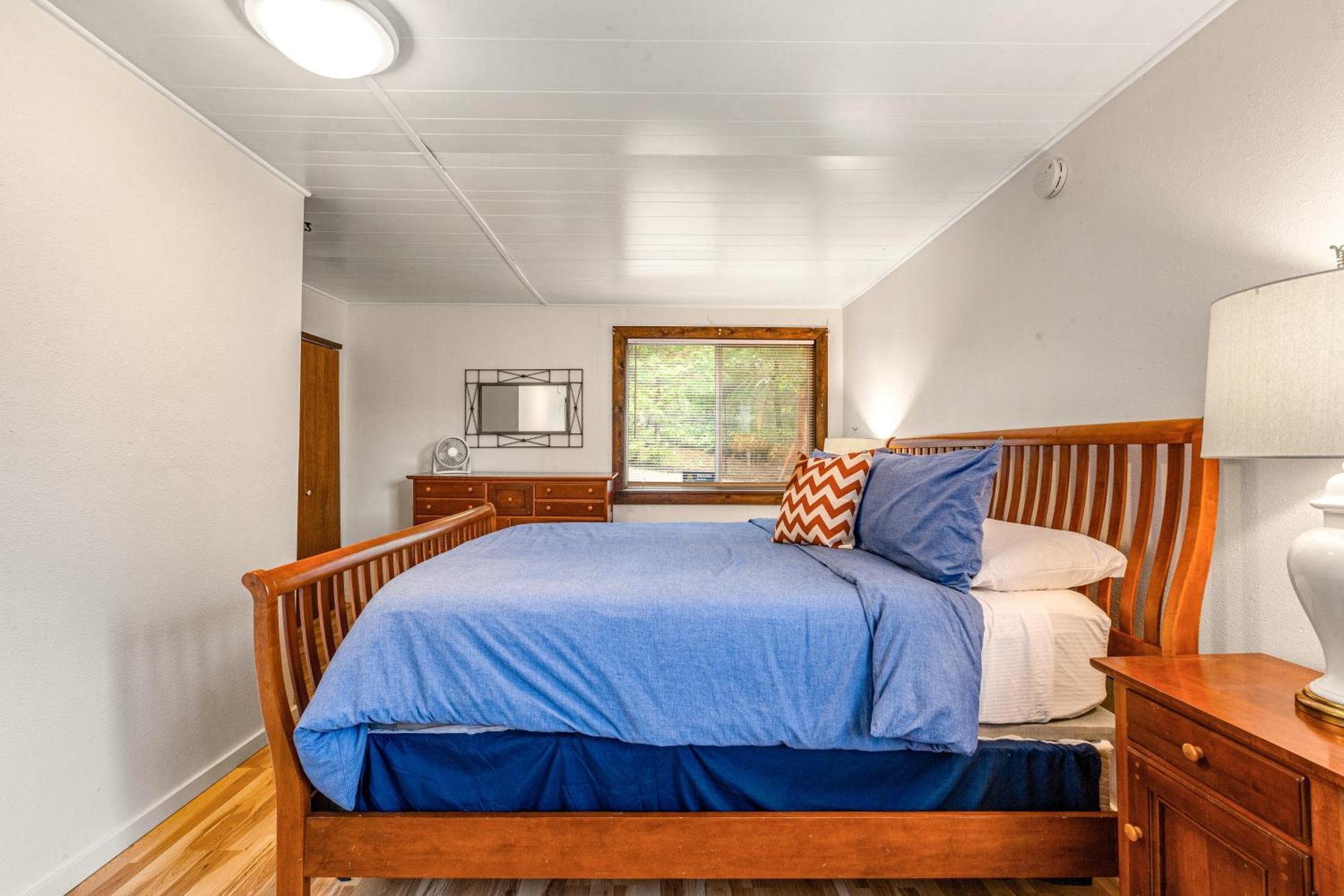 Seabeck Cottage On Hood Canal ภายนอก รูปภาพ